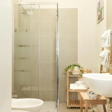 ベッド・アンド・ブレックファスト Qaral