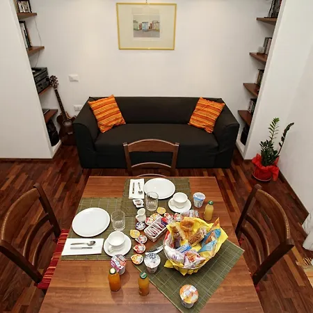 Bed & Breakfast Qaral