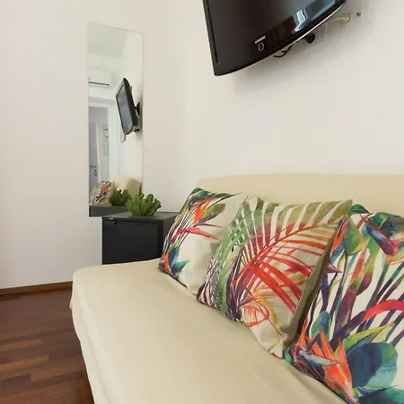 Qaral Nocleg ze śniadaniem Cagliari