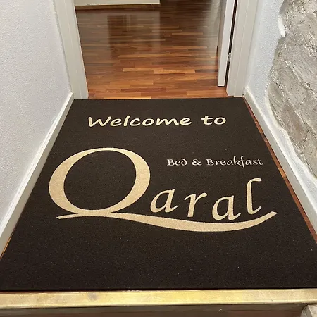 Qaral Nocleg ze śniadaniem 4*